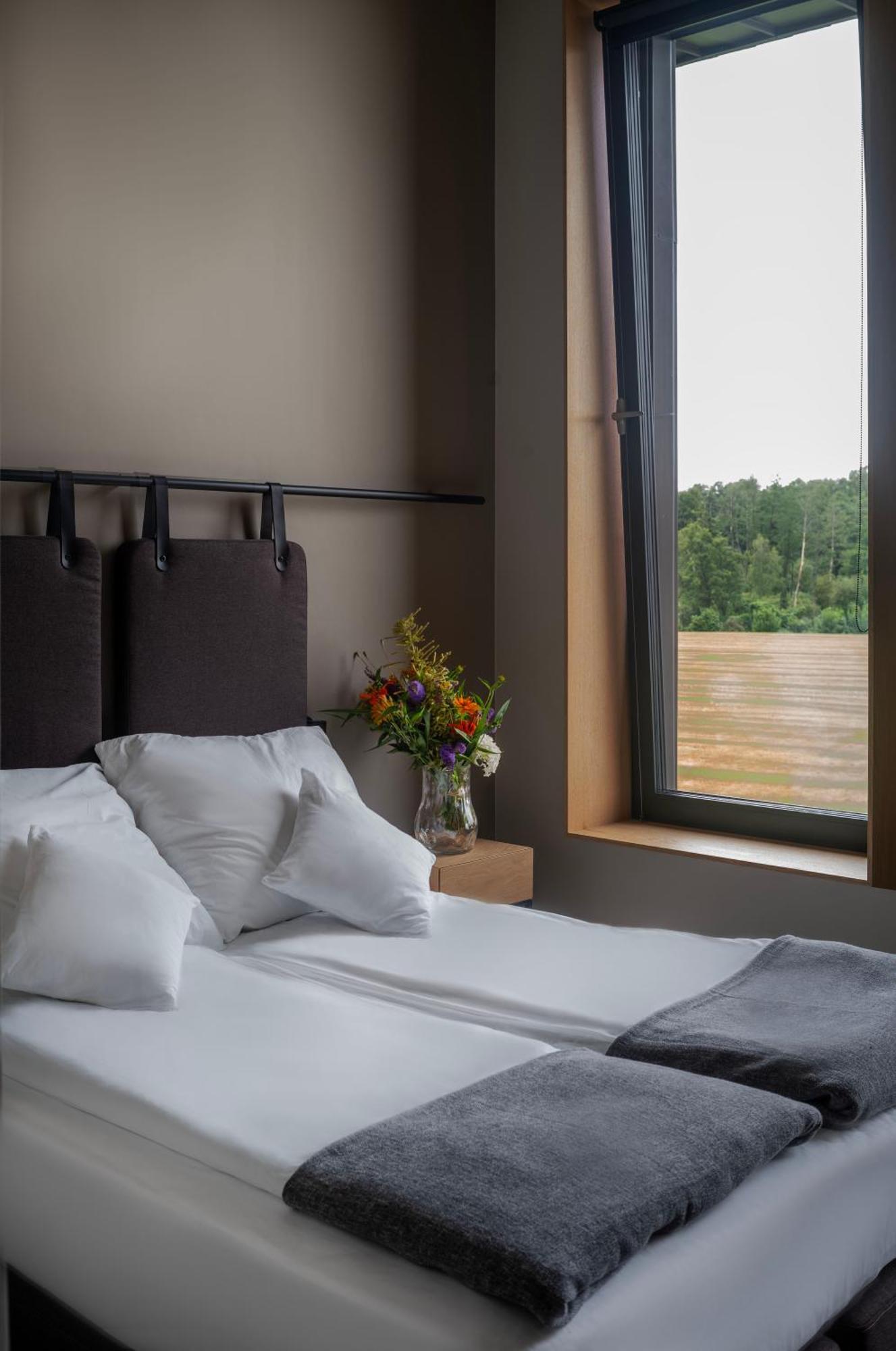 Bed and Breakfast Karma House Goscienczyce Grojec  Exterior foto